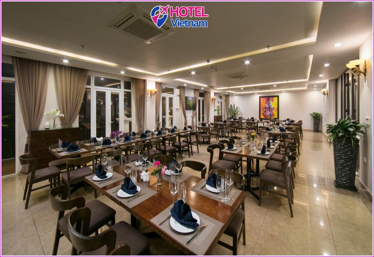 Khách sạn Azure Sapa