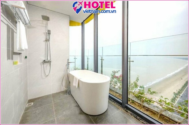 Flamingo Ibiza Hải Tiến Resort