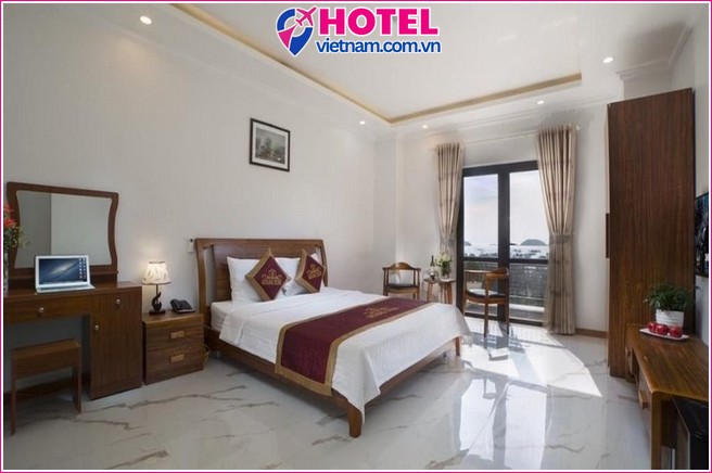 Quang Tùng Hotel Cát Bà