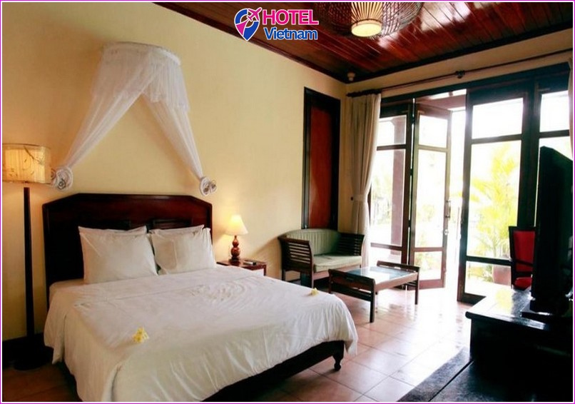 Lăng Cô Beach Resort
