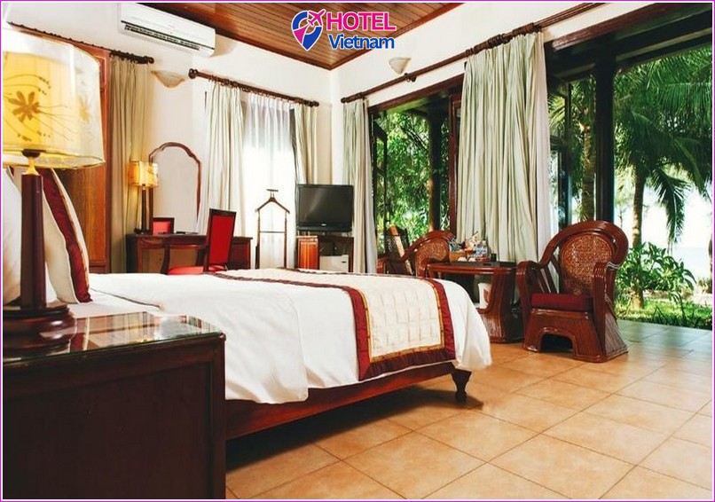Lăng Cô Beach Resort