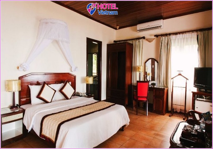 Lăng Cô Beach Resort