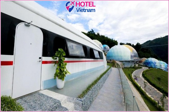 The Bullet Hotel Mộc Châu
