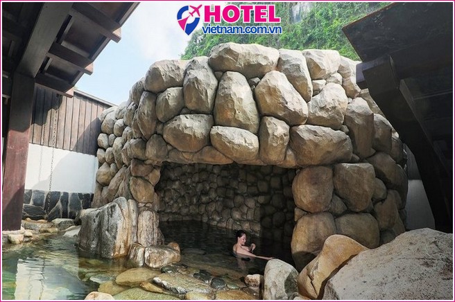 Yoko Onsen Villa Quang Hanh